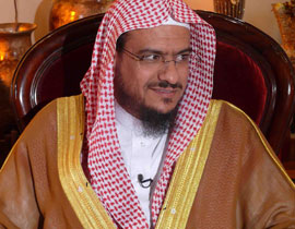 داعية يقترح هدم المسجد الحرام وإعادة بنائه لمنع الاختلاط!!