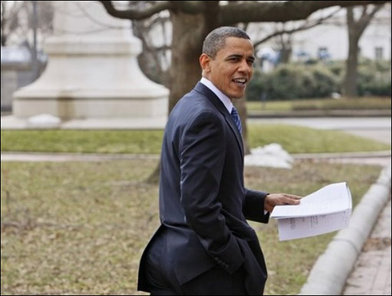 أجر أوباما من بيع كتبه يفوق أجره من موقعه الرئاسي!