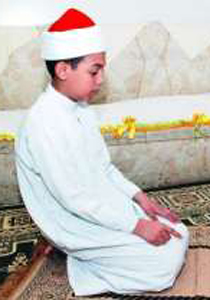 طفل معجزة حفظ القرآن و11 ألف حديث نبوي في 3 أشهر
