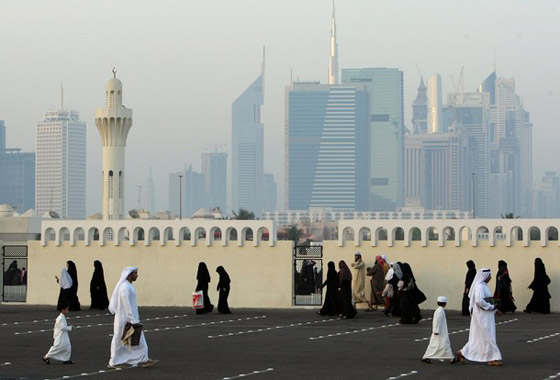 اليكم صور من حول العالم في أول ايام العيد