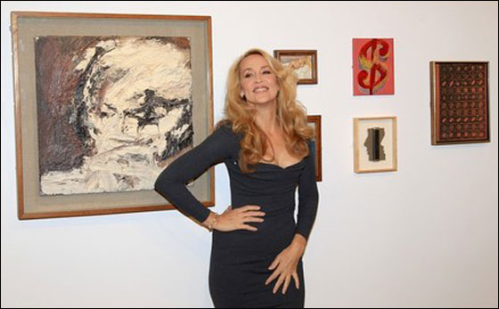 لوحات فنية لعارضة الازياء الاميركية  مقابل 3.8 مليون دولار