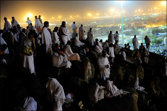 لبيك اللهم لبيك.. أكثر من 3 ملايين يقفون على صعيد عرفات