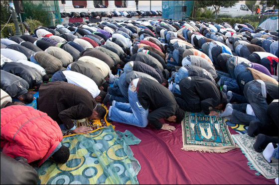 بالصور.. فرفش يعرض احتفالات عيد الأضحى حول العالم! بالصور.. فرفش يعرض احتفالات عيد الأضحى حول العالم!