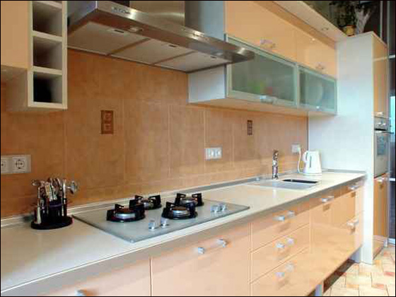     2012 Kitchen_1.jpg