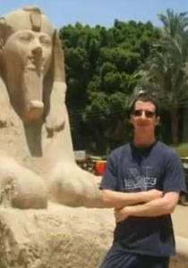 الجاسوس الإسرائيلي يكشف تفاصيل مهمة تتعلق بطبيعة عمله بمصر!