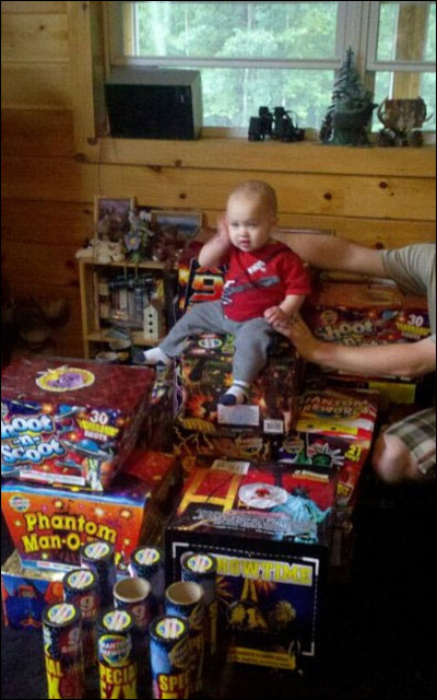 "فرفش" ينقل لكم المجموعة الاولى لصور التقطها اسوأ الآباء في العالم