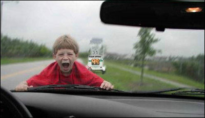 "فرفش" ينقل لكم المجموعة الاولى لصور التقطها اسوأ الآباء في العالم