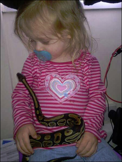 "فرفش" ينقل لكم المجموعة الاولى لصور التقطها اسوأ الآباء في العالم