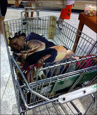 "فرفش" ينقل لكم المجموعة الاولى لصور التقطها اسوأ الآباء في العالم