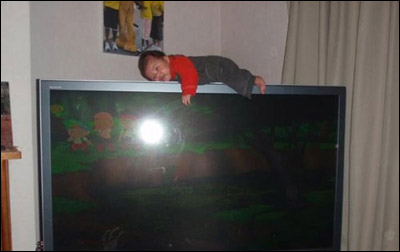 "فرفش" ينقل لكم المجموعة الاولى لصور التقطها اسوأ الآباء في العالم