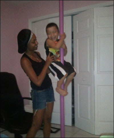 "فرفش" ينقل لكم المجموعة الاولى لصور التقطها اسوأ الآباء في العالم