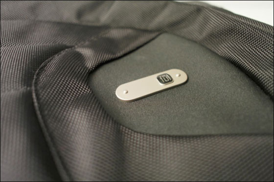 بالفيديو.. حقيبة ذكية تشحن جميع أنواع الأجهزة النقالة!! بالفيديو.. حقيبة ذكية تشحن جميع أنواع الأجهزة النقالة!!