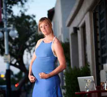 حرب بين الحوامل للولادة في 11/11/2011