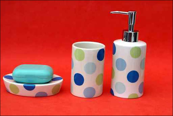 نقدم لكم مجموعة من اكسسوارات الحمام!