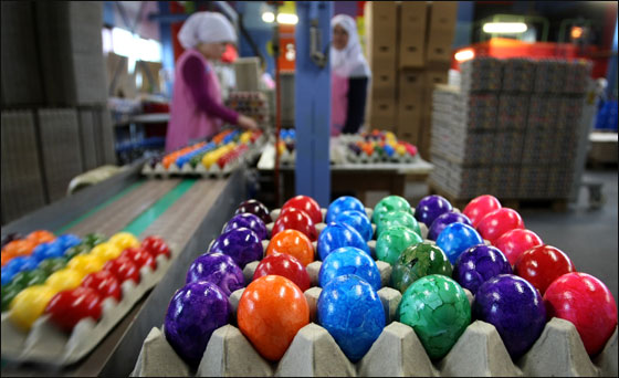 المانيا: بيض ملوّن بجميع الالوان بمناسبة عيد الفصح