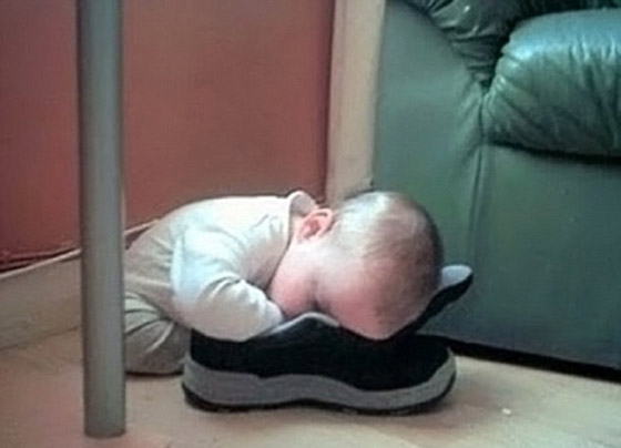 http://images.farfesh.com/articles_images/2012/09/12/sleep/babies_sleep_12.jpg